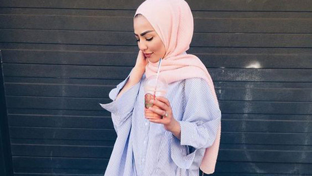 اجمل الاطلالات للمحجبات وأفكار مختلفة لارتداء القميص الطويل مع الحجاب