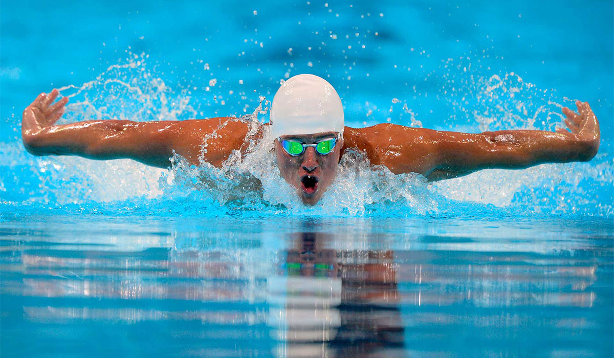 دليلك الى رياضة السباحة للحصول على لياقة بدنية مذهلة