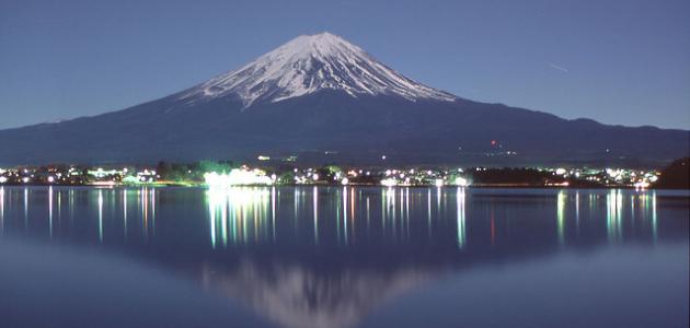 اين يقع جبل فوجى فى اليابان