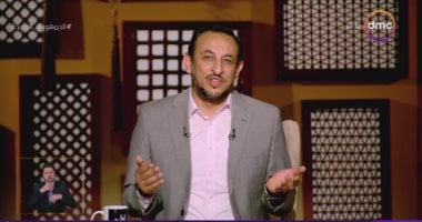 رمضان عبد المعز: سيدنا الحسين كان يجبر خواطر الناس بهذه الطريقة   حصري على لحظات