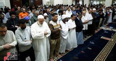 بعد قليل.. بث مباشر على قناة الحياة لصلاة العشاء والتراويح من مسجد الحسين   حصري على لحظات