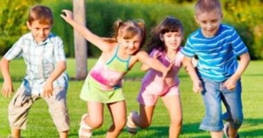 ما الفوائد الصحية للعب الأطفال في الهواء الطلق؟   حصري على لحظات